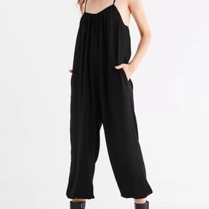 Urban Outfitters Black Slouchy Leg Jumpsuit Size Small